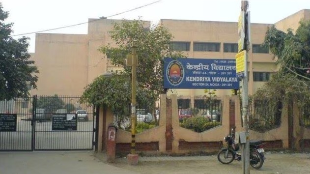 Empty classroom representing low enrolment in Kendriya Vidyalayas